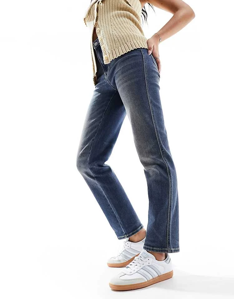 Pimkie Straight Leg Jeans In Mid Blue Wash For Women 8 Pimkie Straight Leg Jeans In Mid Blue Wash For Women - Image 6