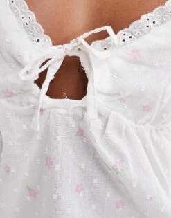 Boux Avenue Dobby Ditsy Floral Revere Pyjama Set Im Cream For Women -Cheap Fashnado Store 206455886 3