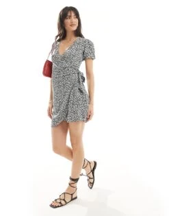Pimkie Wrap Tie Side Mini Dress In Black Floral For Women Flowers Print 11 Pimkie Wrap Tie Side Mini Dress In Black Floral For Women Flowers Print -Cheap Fashnado Store 206470356 1 flowersprint 1