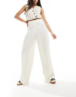 Pimkie Tailored Straight Leg Trouser In Ecru For Women