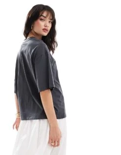 Pimkie Rose Graphic Front Print T-shirt In Black For Women -Cheap Fashnado Store 206776016 3