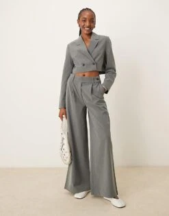 Pimkie Cropped Tailored Blazer And Wide Leg Tailored Trousers Co-ord In Grey Pinstripe -Cheap Fashnado Store 207133650 1 greywhitestripe