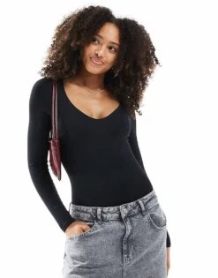 Pimkie Low Scoop Neck Body In Black For Women
