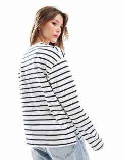 Pimkie Crew Neck Long Sleeve T-shirt In White And Navy Stripe For Women -Cheap Fashnado Store 207637719 3