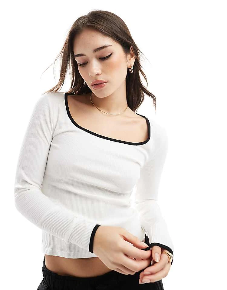 Pimkie Contrast Trim Square Neck Top In White And Black For Women 3 Pimkie Contrast Trim Square Neck Top In White And Black For Women