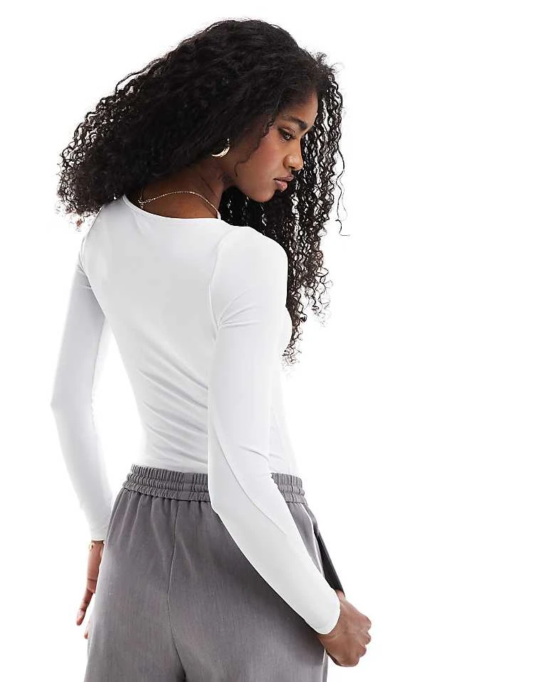 Pimkie Boat Neck Long Sleeve Bodysuit Boat Neck In White For Women 6 Pimkie Boat Neck Long Sleeve Bodysuit Boat Neck In White For Women - Image 4